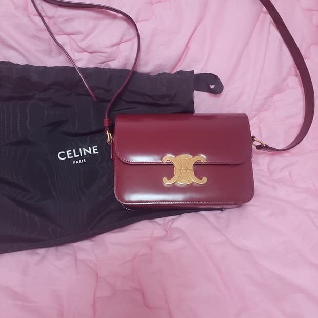 정품)급처상태좋음!셀린느 트리옹프오페 틴 블랙핑크리사연예인가방크로스숄더백