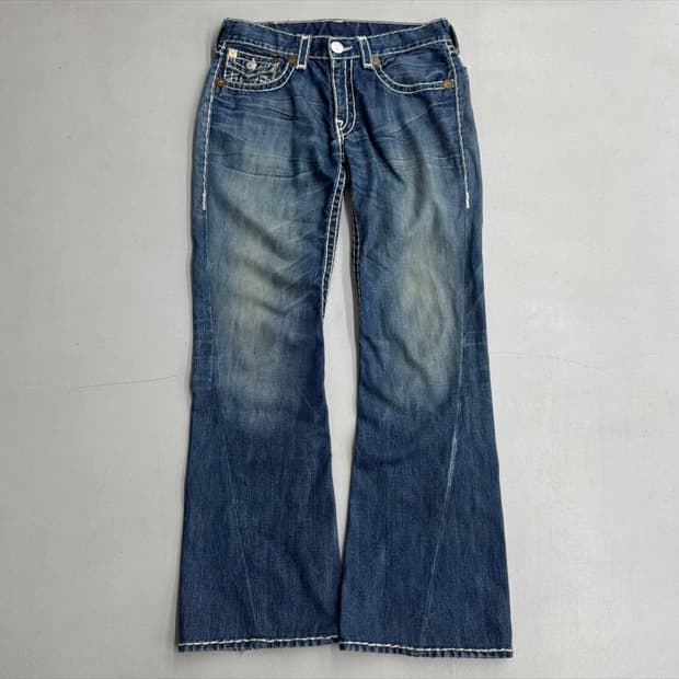 트루릴리전 부츠컷 데님팬츠