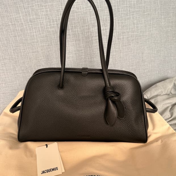 자크뮈스 투리스모 미디움 블랙