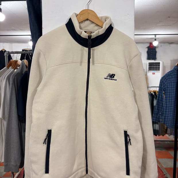 뉴발란스 후리스