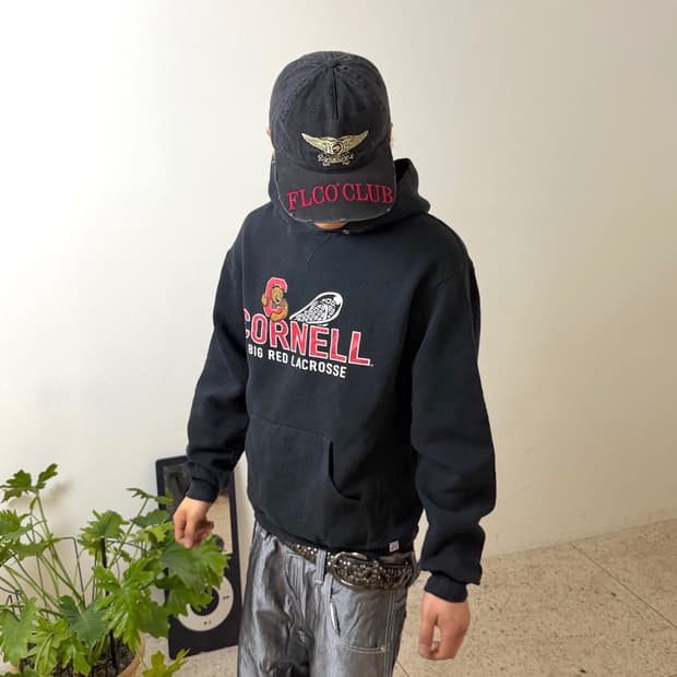 00‘s 러셀 후드티 블랙