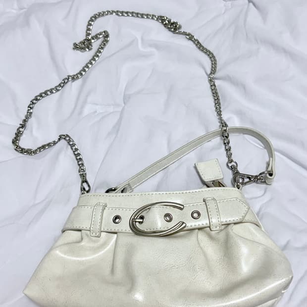 CURETTY 화이트 미니 체인백