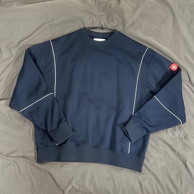 CAVEMPT POLY PIPING 카브엠트 맨투맨