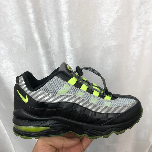 나이키 에어맥스95 HZ 운동화 사이즈225 