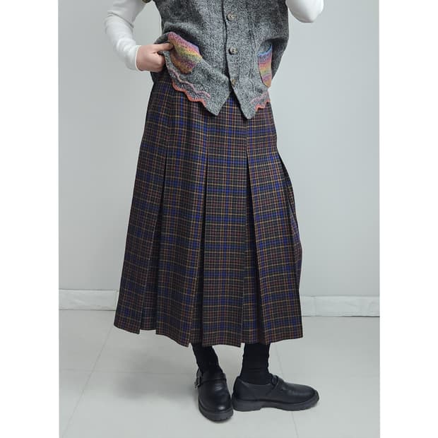 플리츠 체크 울 스커트