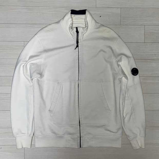 CP 컴퍼니 코튼 플리스 집업 화이트