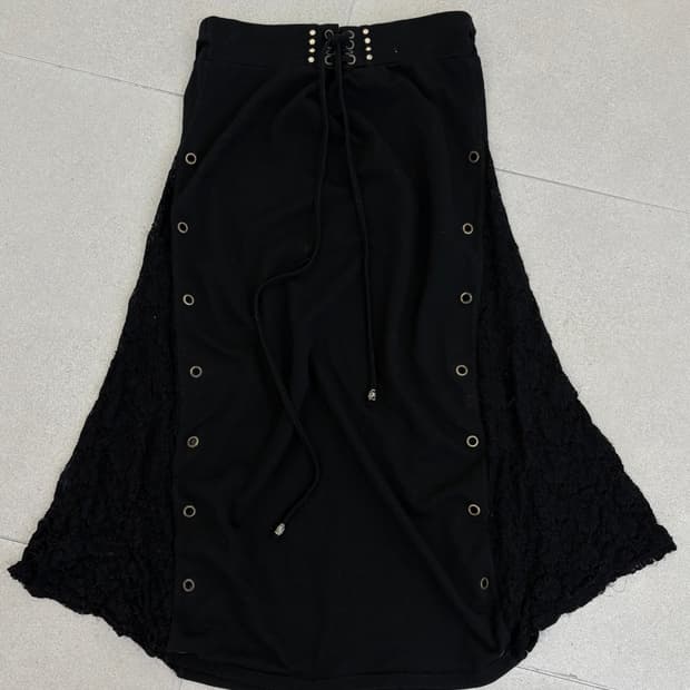 레이스 아일렛 롱스커트