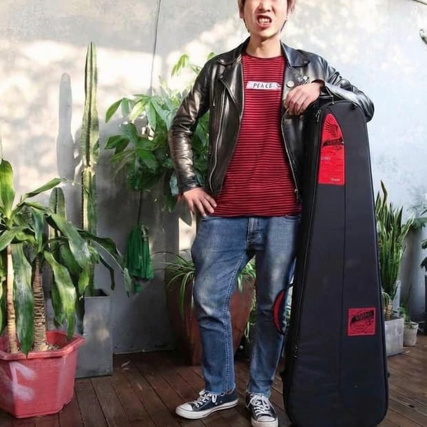 더그레이티스트 Stripe T-Shirt