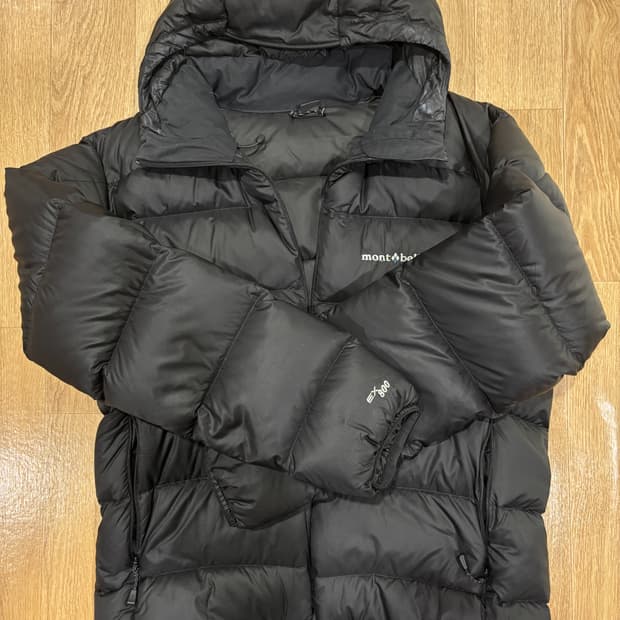 몽벨 라이트 알파인 디운 파카 블랙