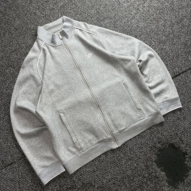 나이키 퓨추라 랭글런 풀오버 스웻 셔츠 4201