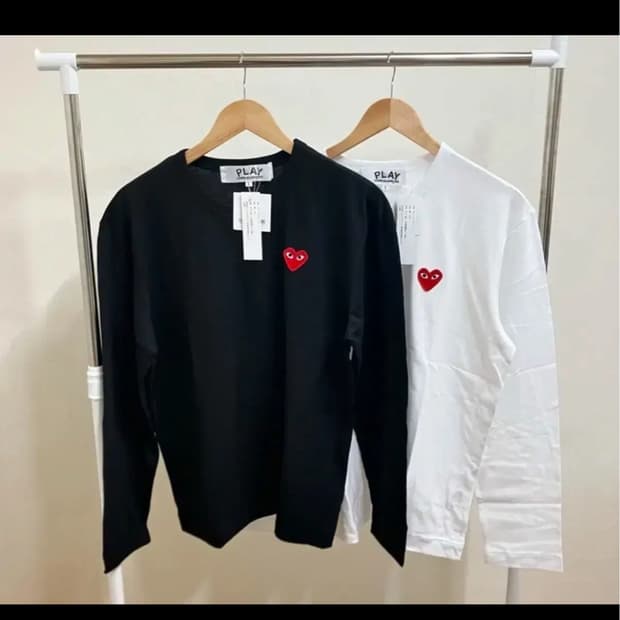 정품/무료배송) 꼼데가르송 롱슬리브 레드와펜 , 블랙 화이트