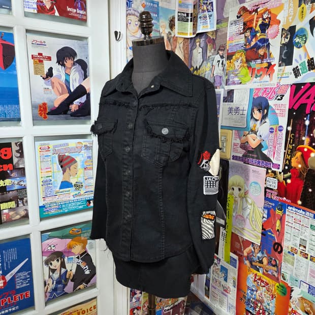 그런지 펑크 패치 블랙 셔츠