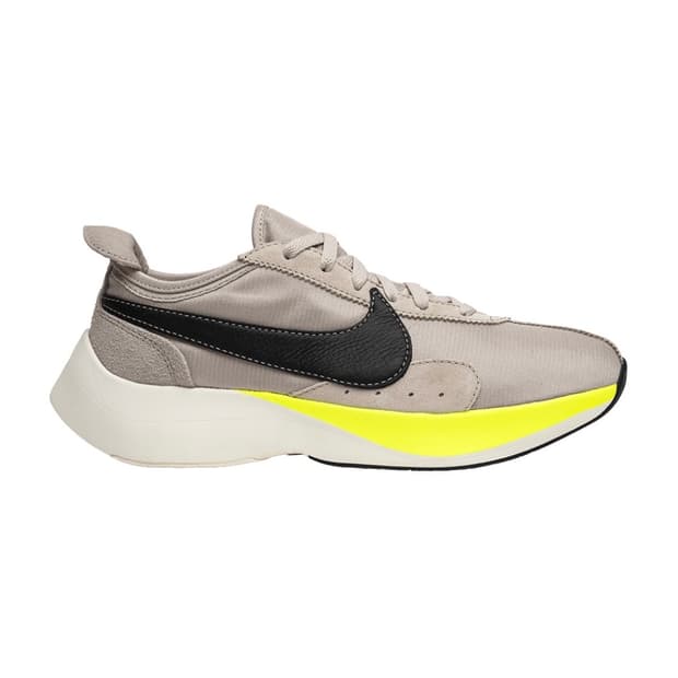 나이키 문레이서 270