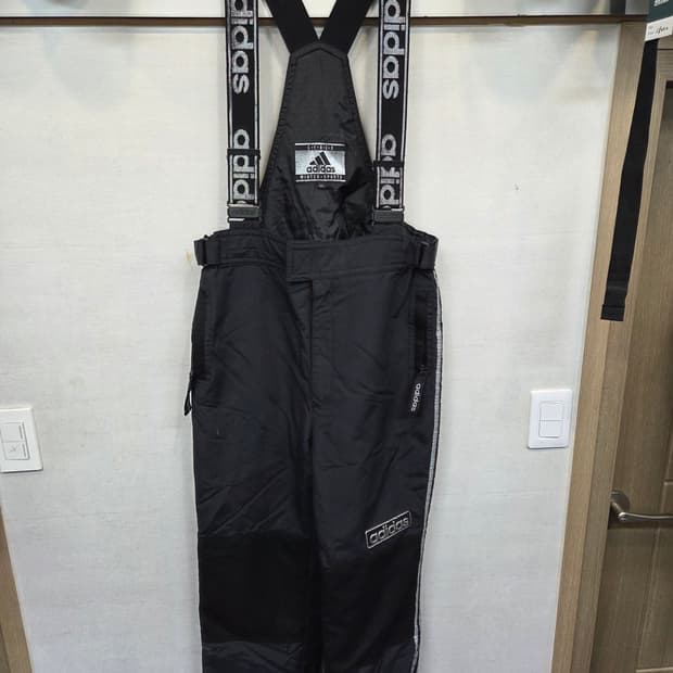 아디다스 올드스쿨 스키 레져용 오버롤 트랙팬츠 대략 31 32