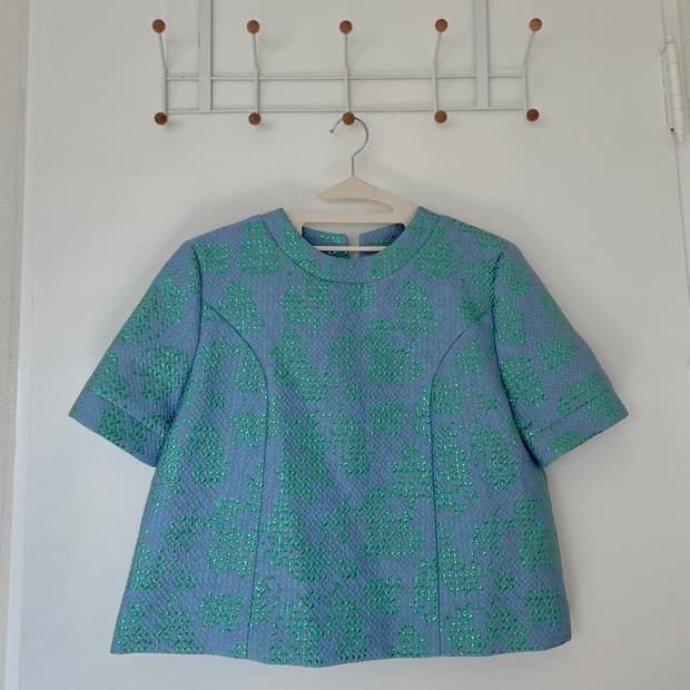 Le vermilion  르베르미옹 블라우스