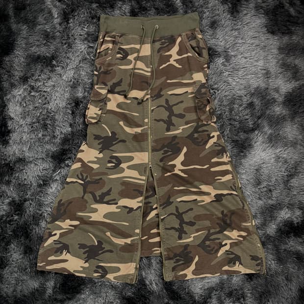 밀리터리 지퍼 디테일 롱 스웻스커트