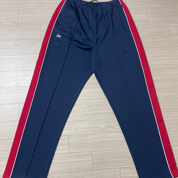 Patta 트랙팬츠 새상품