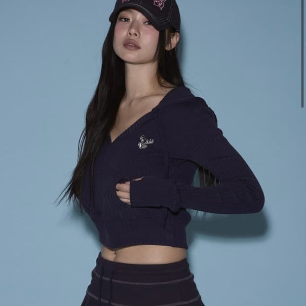 Deer Ribbed 크롭 후디