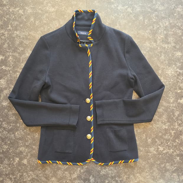 #헤지스(HAZZYS)의 네이비 컬러 카라 가디건