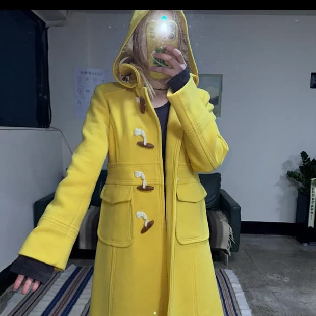 투티/0080 J.CREW 옐로우 후드 더플코트