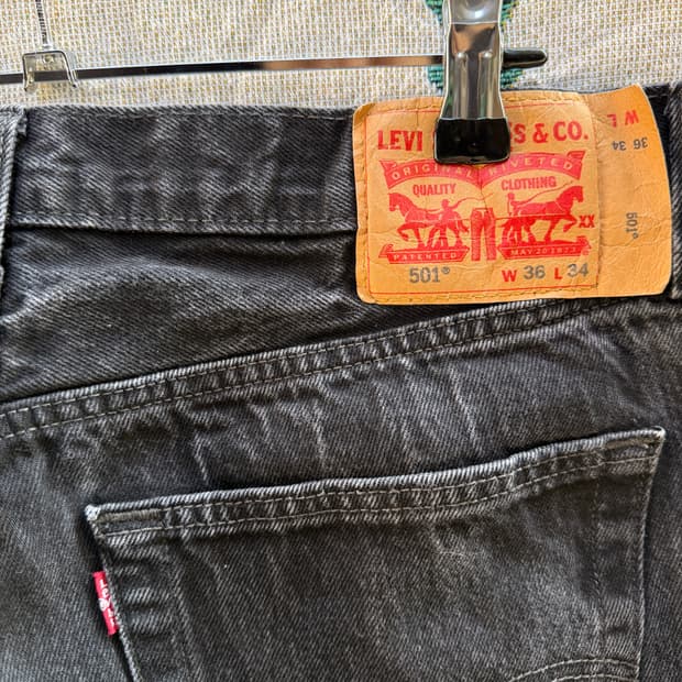 리바이스 501 흑청 36/34 버튼플라이
