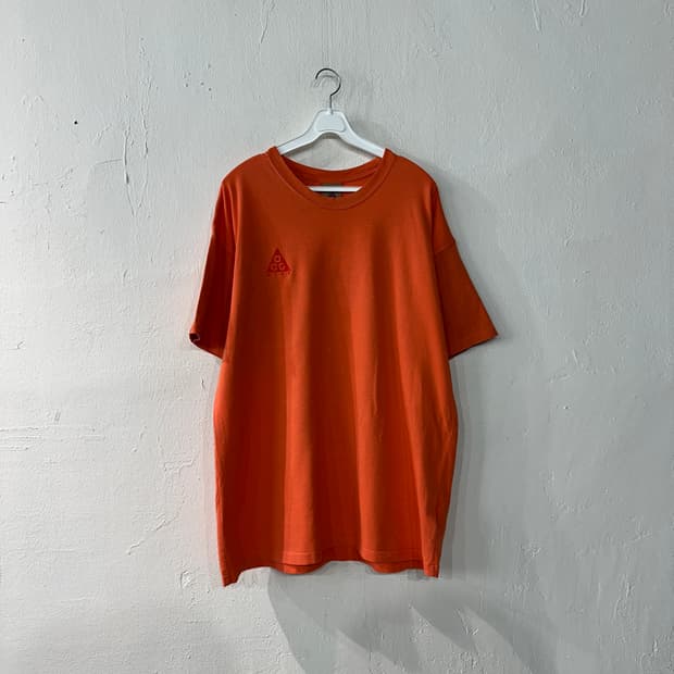나이키 ACG 반팔티 L
