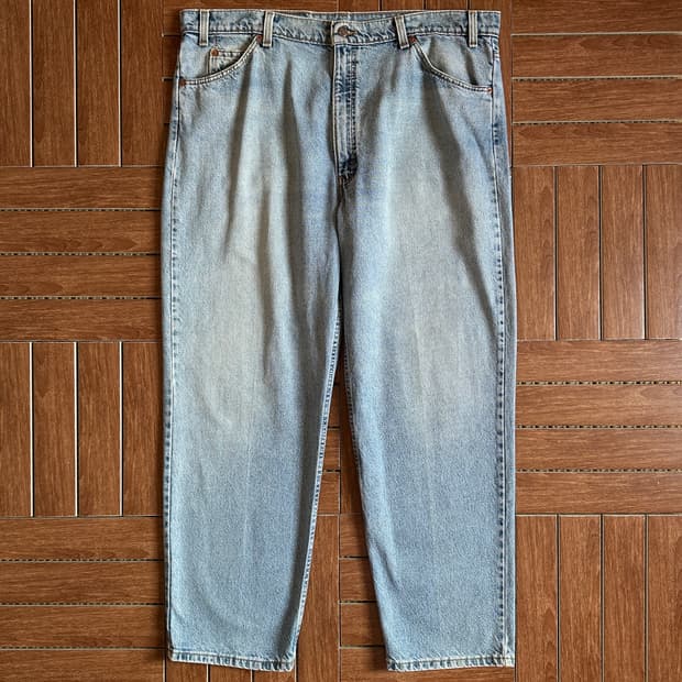 90’s Levi’s 550 usa orange tab denim