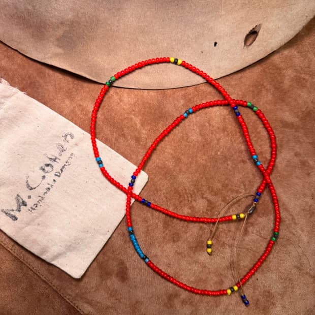 M.cohen 비즈 목걸이