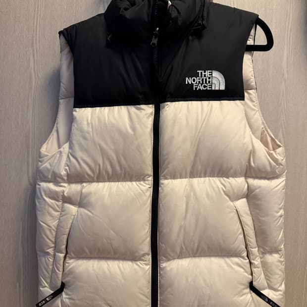 노스페이스 눕시 패딩 조끼 크림