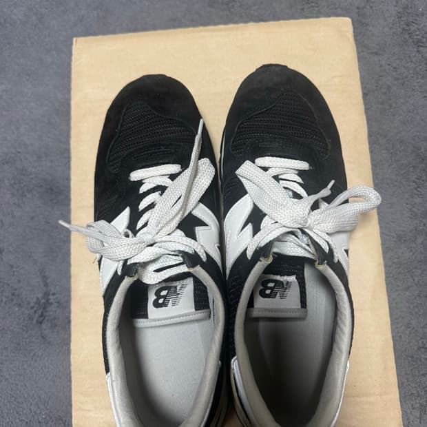뉴발란스 990 V1 275 블랙