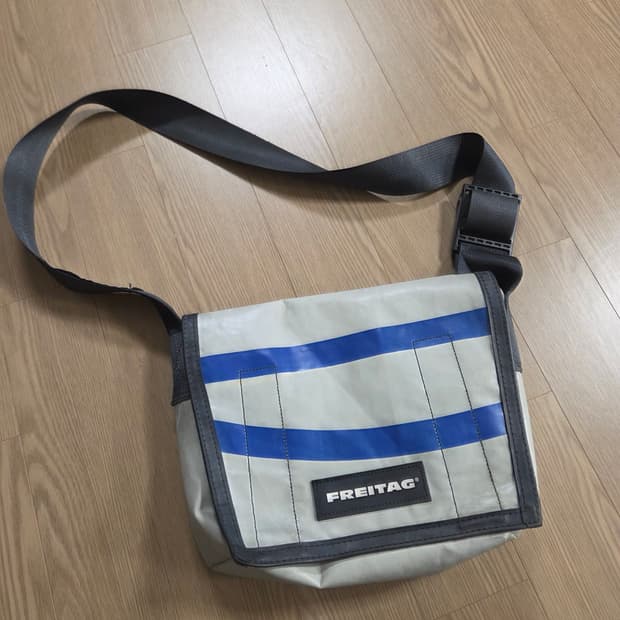 프라이탁 라씨 네임택o