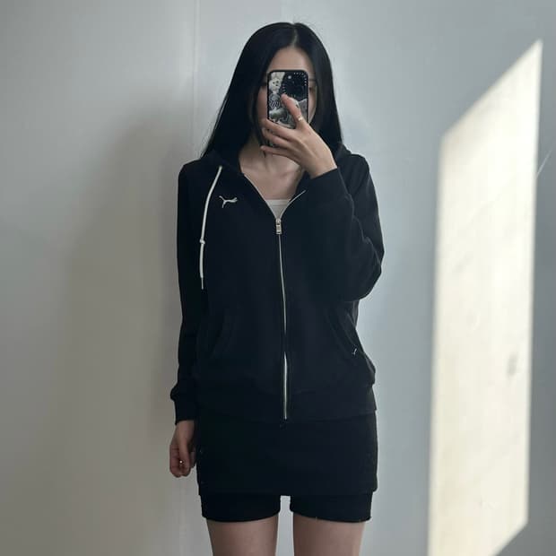 푸마 자수로고 블랙 후드집업