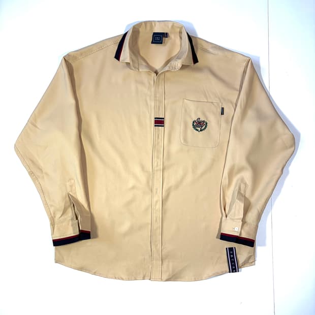 로맨틱 크라운 베이지 셔츠 L