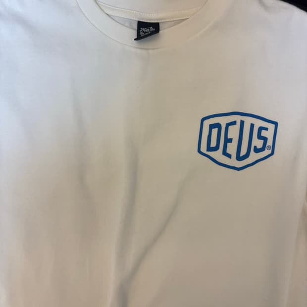 데우스 서울 슬리브 M