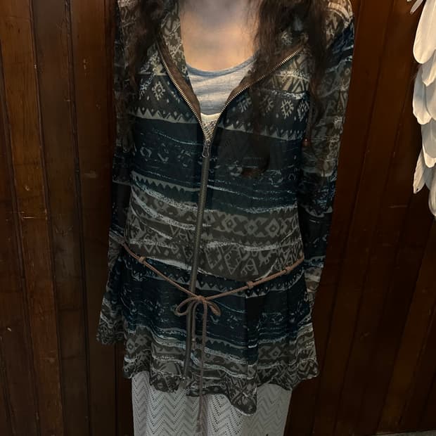 205 zero bohemian hood zip-up