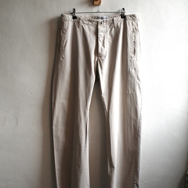 스톤아일랜드 치노 팬츠