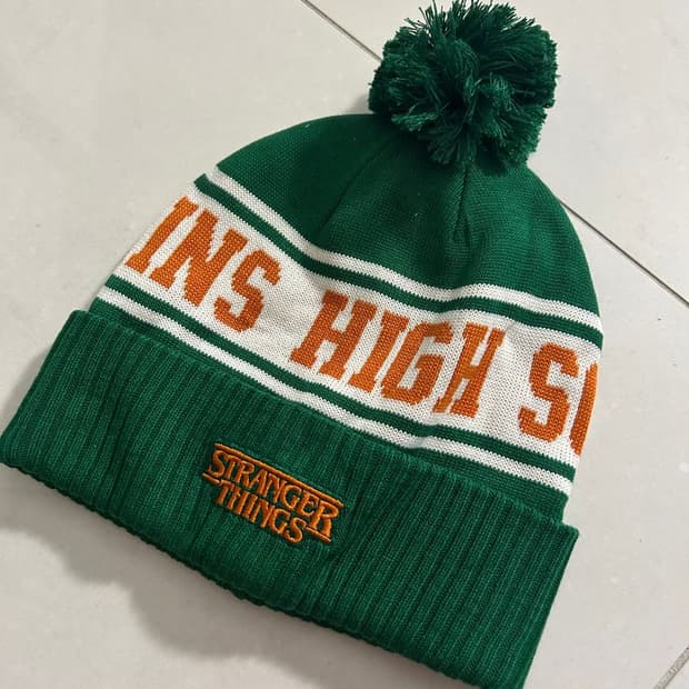 STRANGER THINGS BEANIE 스트레인저 띵스 비니