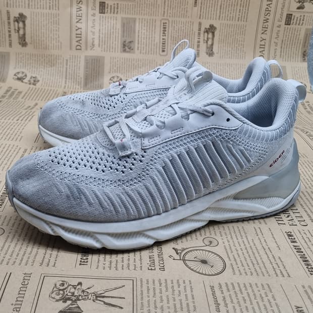 아이더 퀀텀 그래비티 남성워킹화280