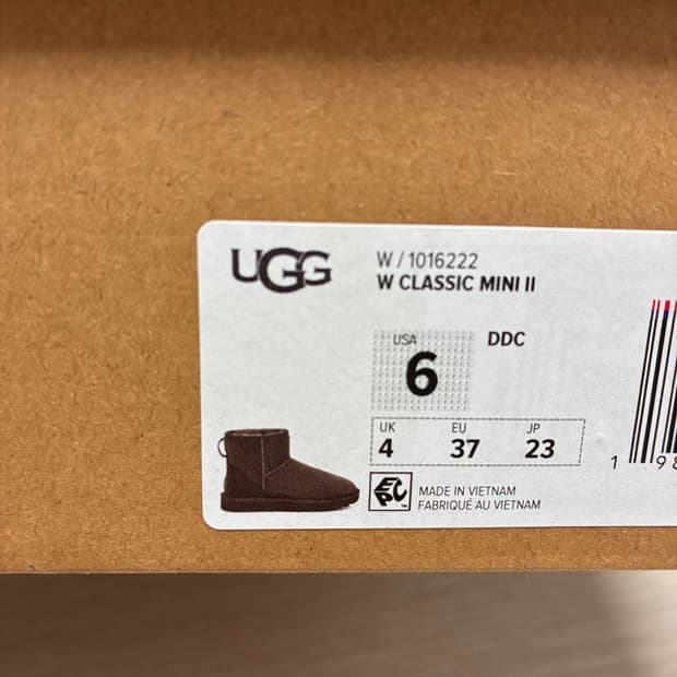 [UGG] 어그 클래식미니  II (230mm)