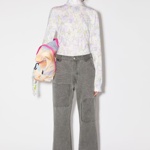 정품 아크네스튜디오 남녀공용 프린트 폴라 티 라지사이즈