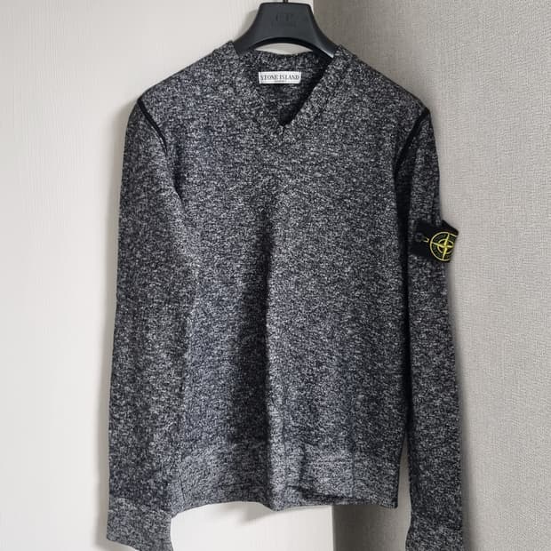 스톤아일랜드 니트