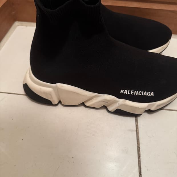 발렌시아가 스피드러너 39