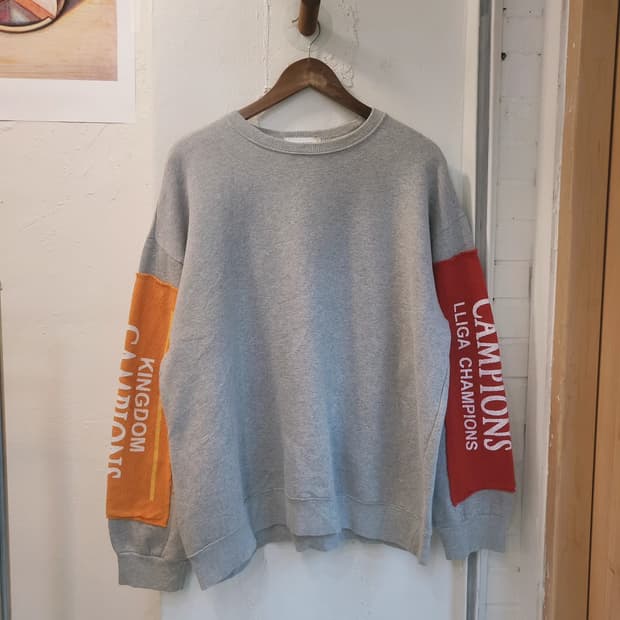 Fandom 패치 기모 맨투맨