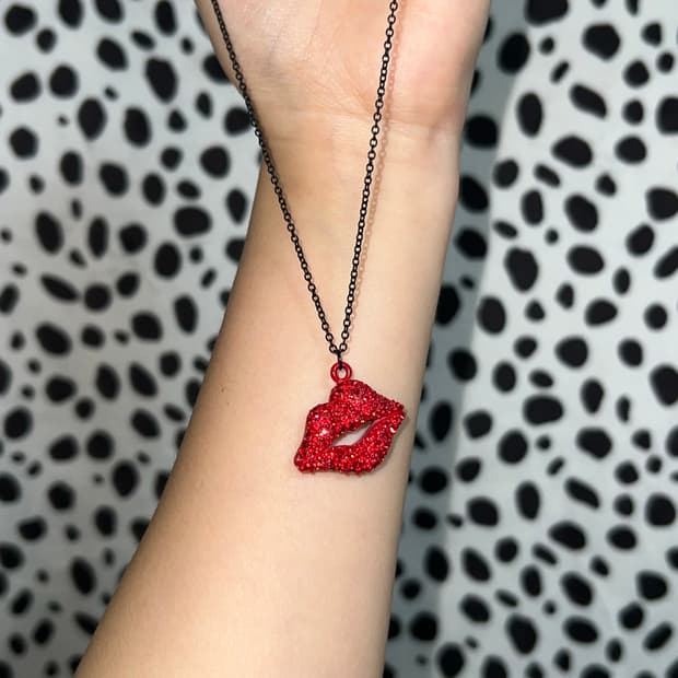갸루 바비 y2k 입술 큐빅 빈티지 목걸이 