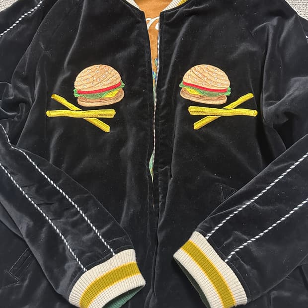 반디더핑크 리버시블 스카잔 자켓