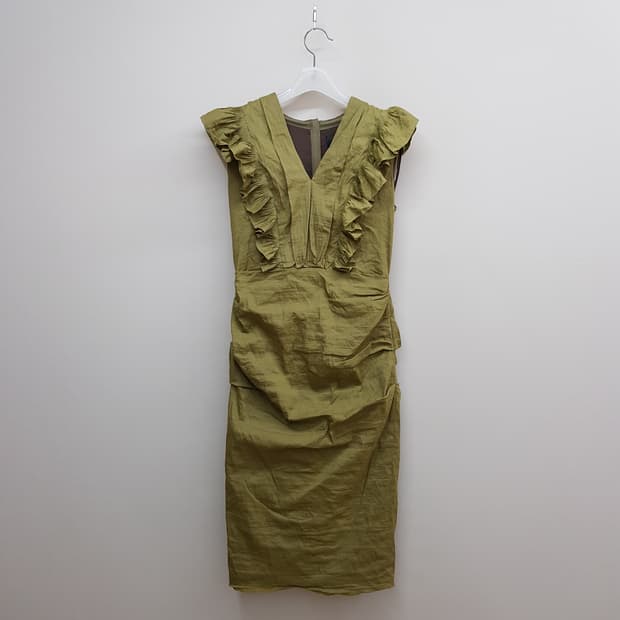 한섬 랑방 러플 디테일 슬리브리스 원피스 S사이즈