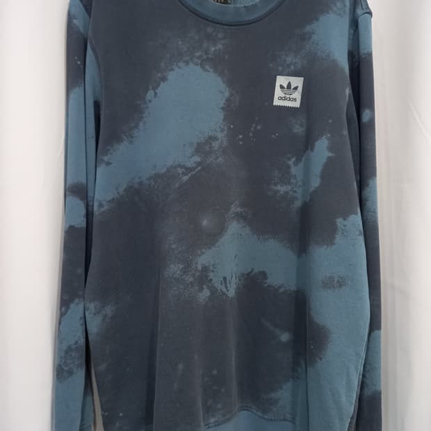 아디다스 맨투맨 