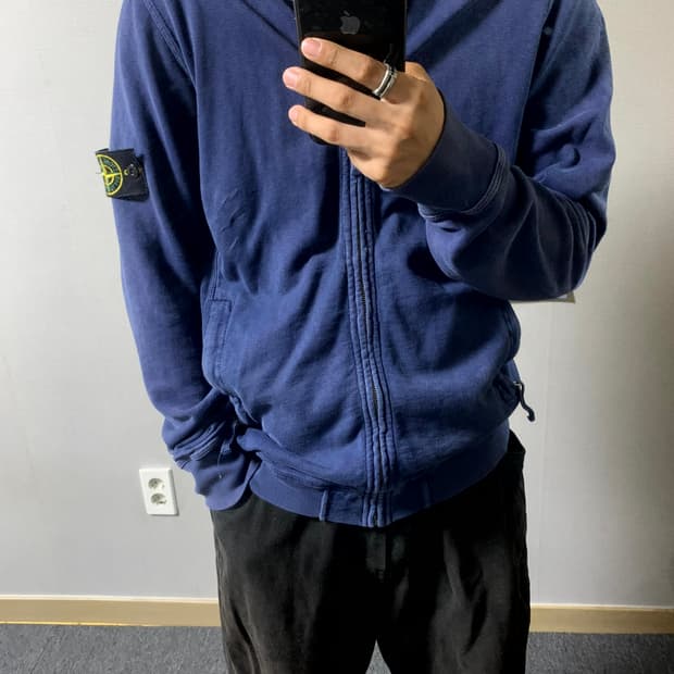 스톤아일랜드(Stone Island) 다잉 네이비 집업 가디건 100