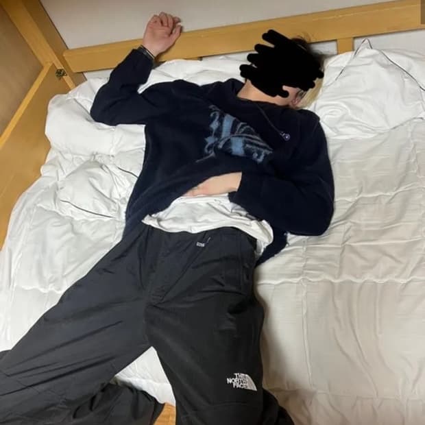 (NCT재현착용) 디스이즈네버댓 모헤어 니트