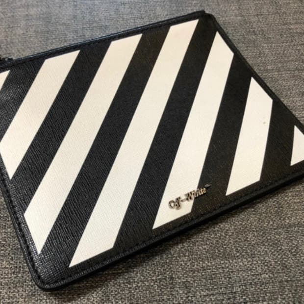 [정품] 오프화이트 디아고날 스트라이프 클러치 지브라 파우치 